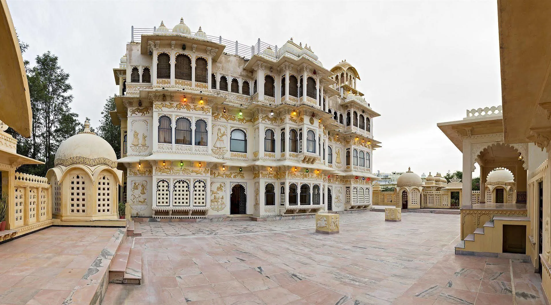 Hotel Chunda Palace Udaipur
